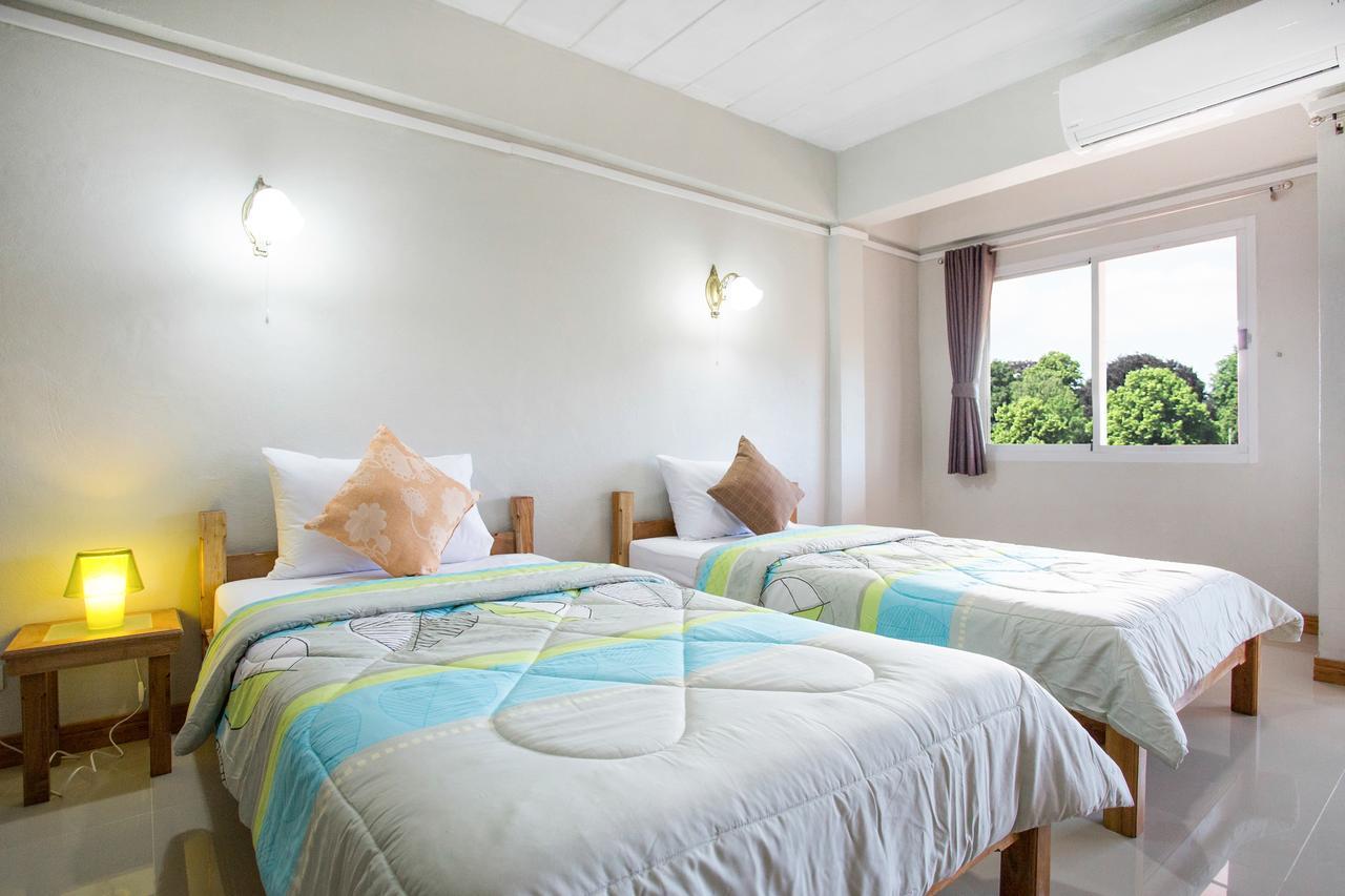 Baan Bangrak Residence Trang Exterior foto